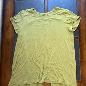 lululemon athletica Light Green Short Sleeve Tee